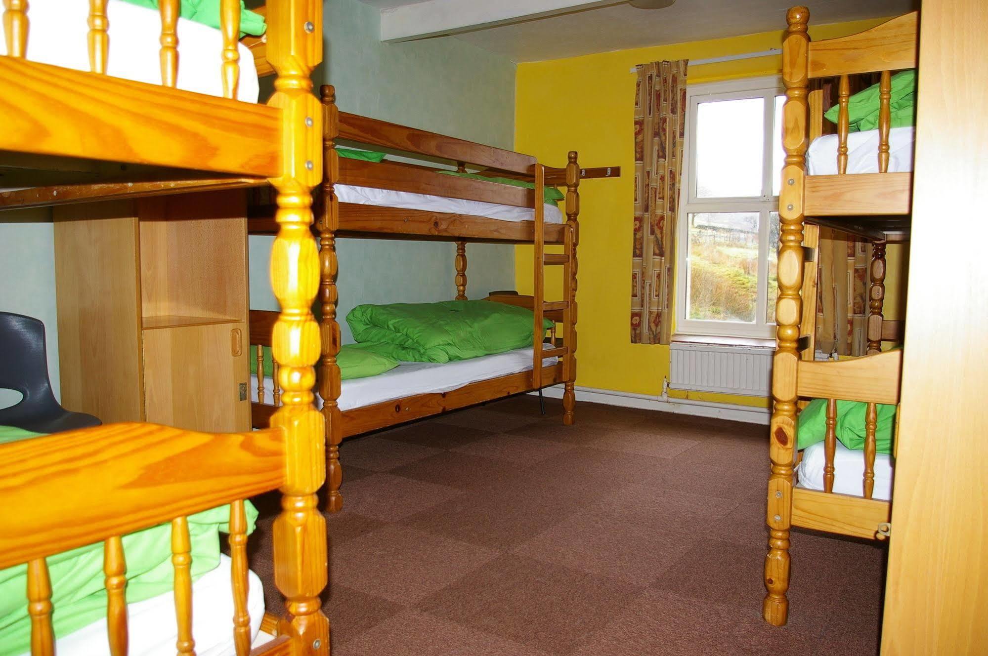 Yha Snowdon Ranger Hostel Llanberis Bagian luar foto