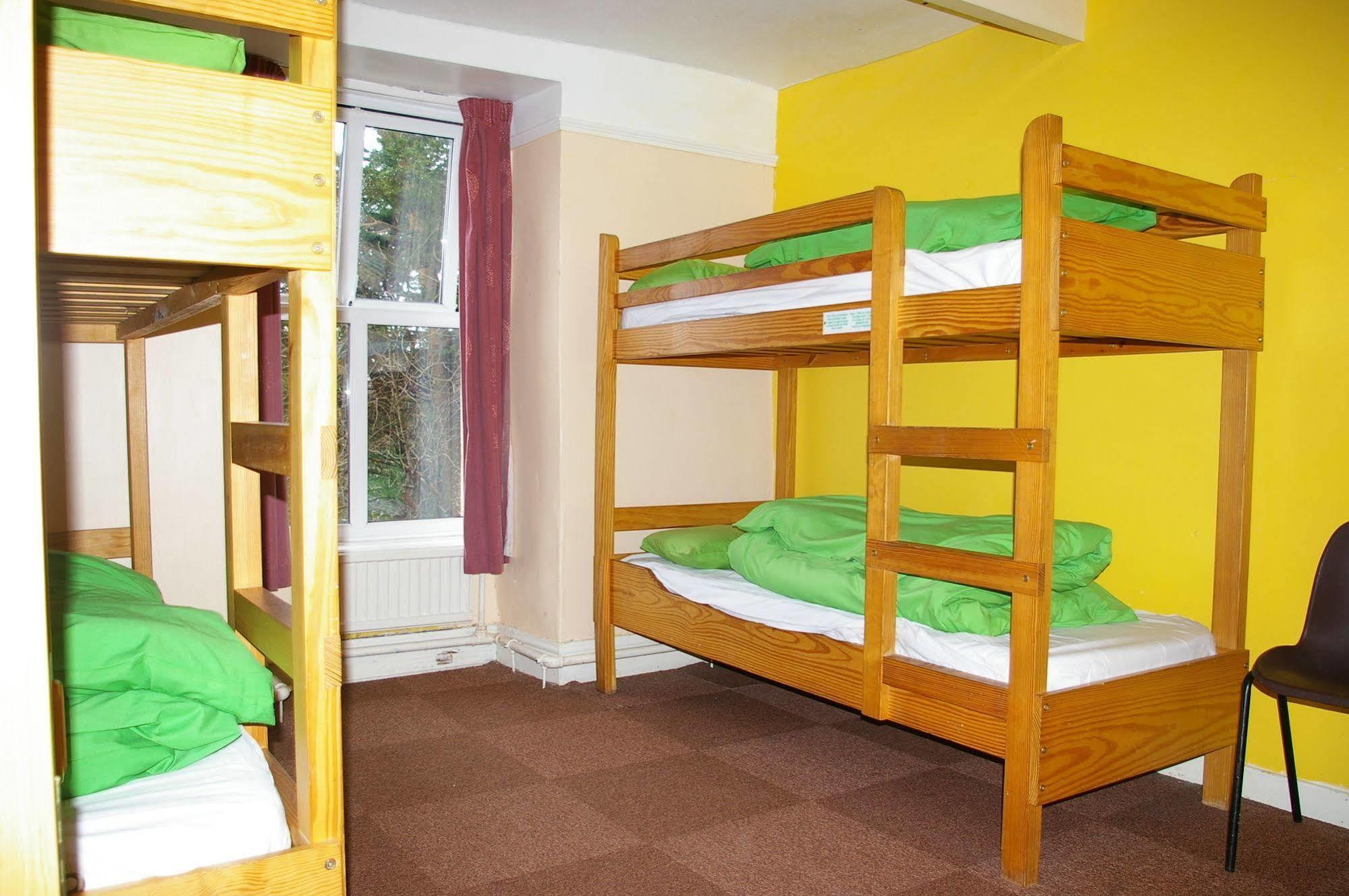 Yha Snowdon Ranger Hostel Llanberis Bagian luar foto