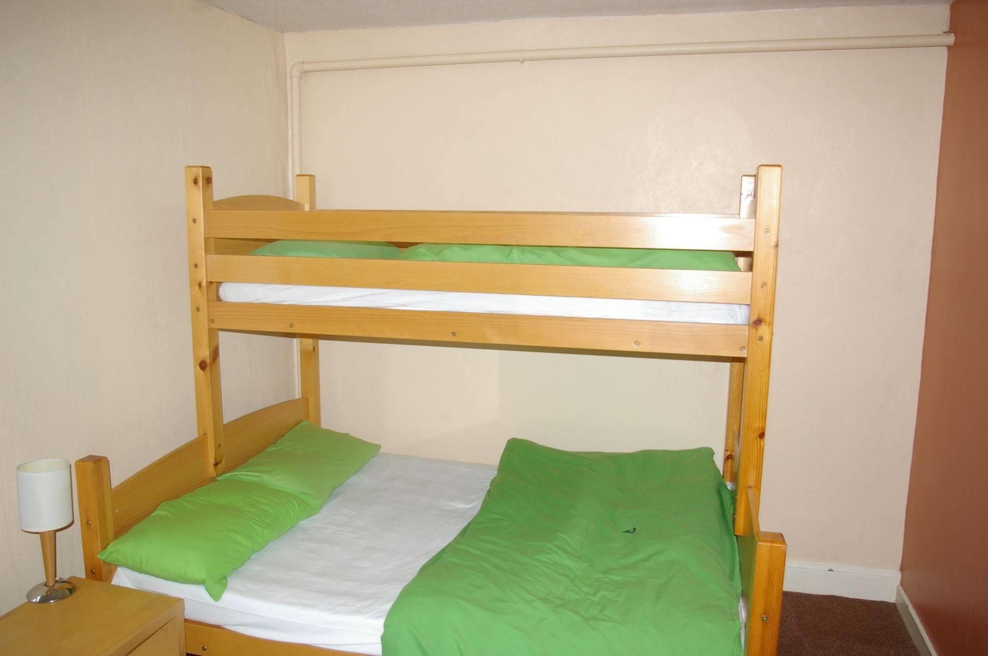 Yha Snowdon Ranger Hostel Llanberis Bagian luar foto