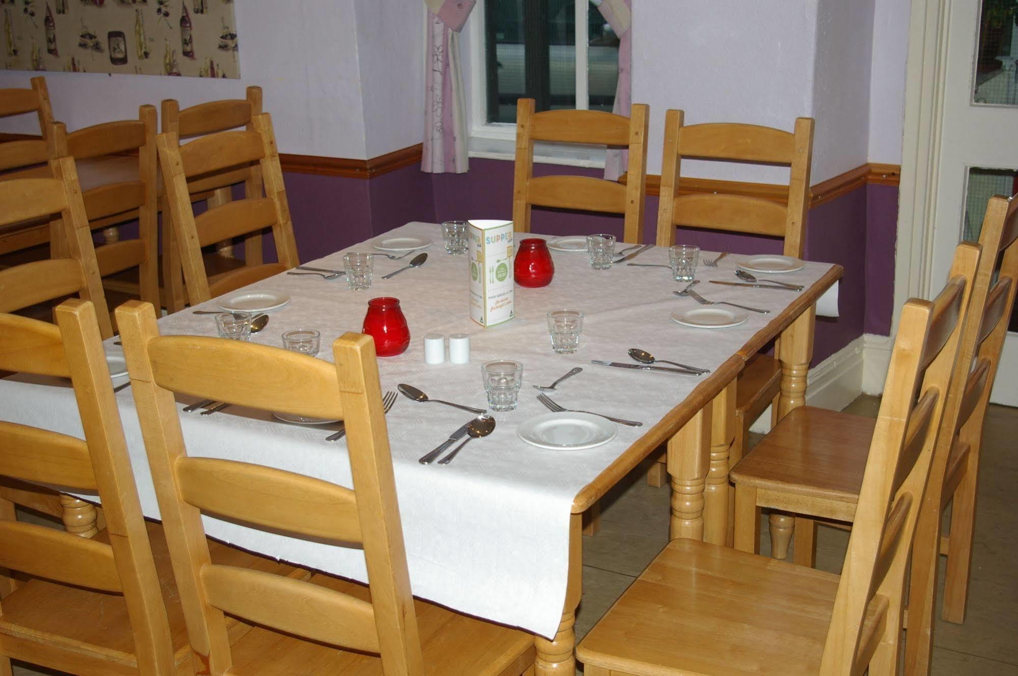 Yha Snowdon Ranger Hostel Llanberis Bagian luar foto