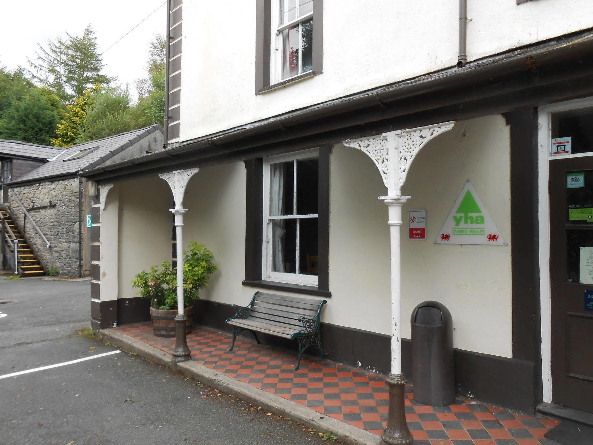 Yha Snowdon Ranger Hostel Llanberis Bagian luar foto